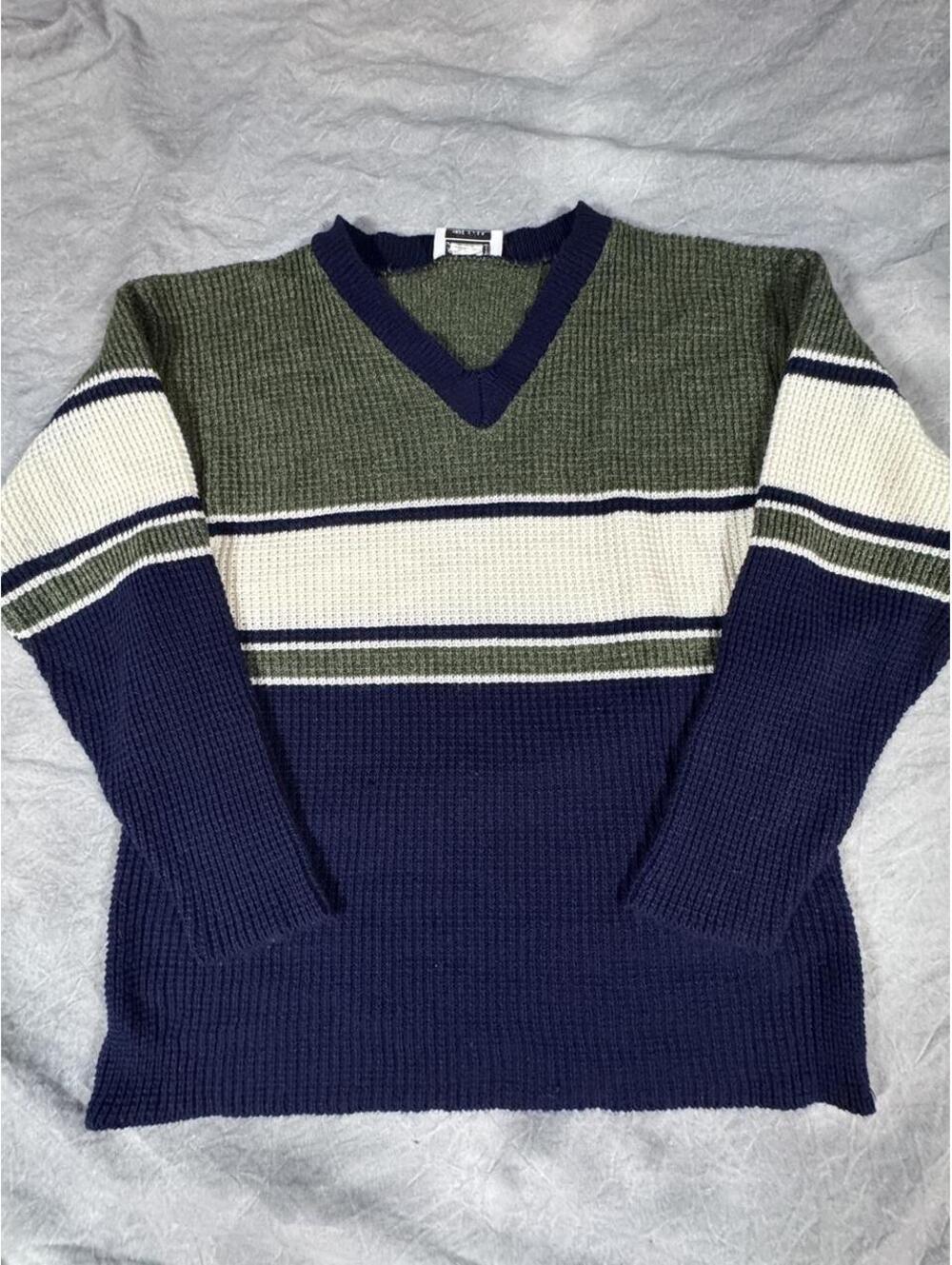 Vintage 80s Arielle USA Colorblock V-Neck Sweater S Navy Green. Made in USA